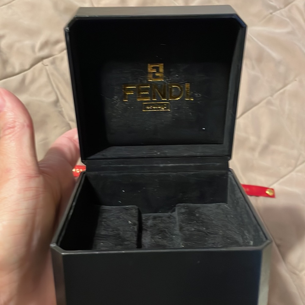 Authentic Fendi watch box and wrap bracelets - Picture 2 of 14